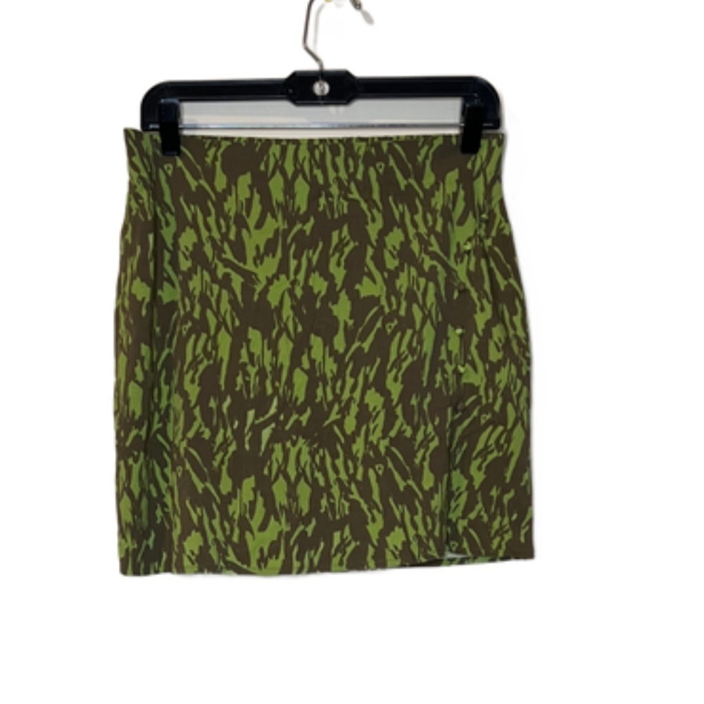 ⭐️Vera Moda Stylish Green and Brown Skirt